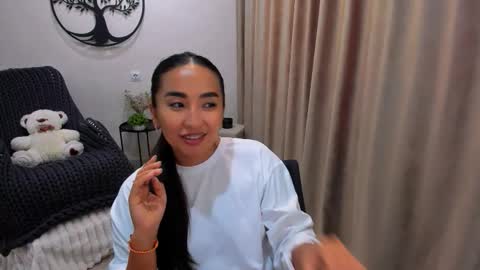 dudetta Kim online show from October 9, 10:46 am