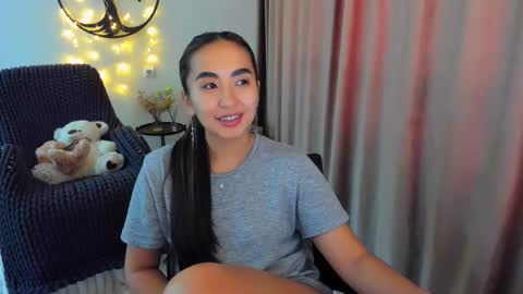 dudetta Kim online show from February 26, 5:28 am