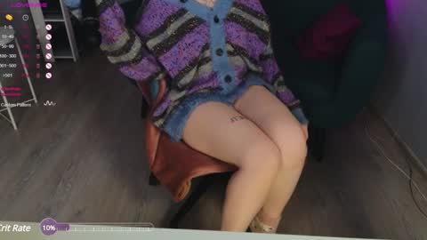 Snapshot of wow_luvng chatting on December 2, 2:52 pm Rebecy online show from December 2, 2:52 pm