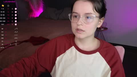 Snapshot of wow_luvng chatting on December 5, 3:06 pm Rebecy online show from December 5, 3:06 pm