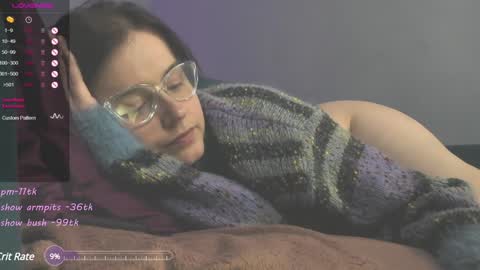 Snapshot of wow_luvng chatting on December 29, 11:50 pm Rebecy online show from December 29, 11:50 pm