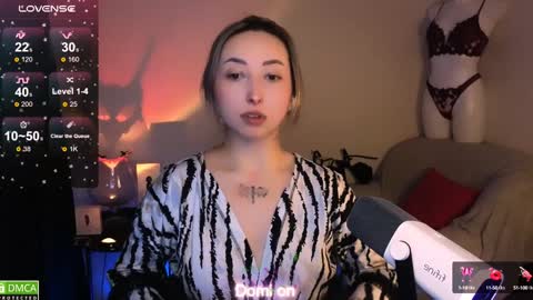 Sue online show from January 20, 2:11 am