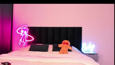 Emi online show from January 18, 4:04 am