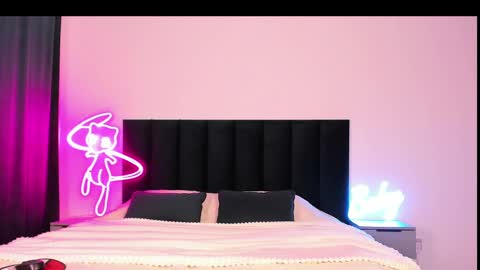 Emi online show from March 6, 5:03 am