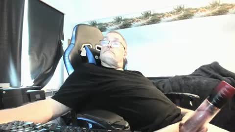 wowsers2022 online show from September 11, 8:20 pm