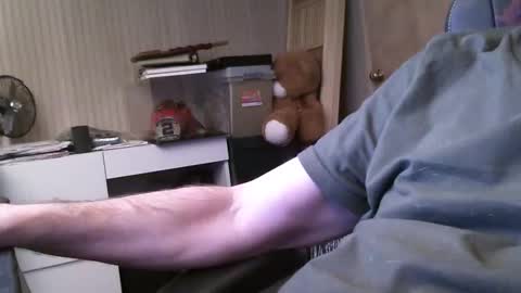 wrangleat0r online show from October 28, 4:09 pm