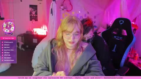 Snapshot of wrenvalentine chatting on February 28, 12:06 pm Wren Valentine online show from February 28, 12:06 pm