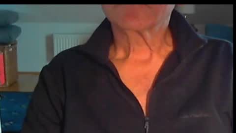 Snapshot of wuki123 chatting on November 9, 1:20 pm Wuki online show from November 9, 1:20 pm