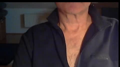 Snapshot of wuki123 chatting on November 10, 3:44 pm Wuki online show from November 10, 3:44 pm