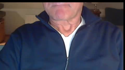 Snapshot of wuki123 chatting on December 3, 5:55 pm Wuki online show from December 3, 5:55 pm