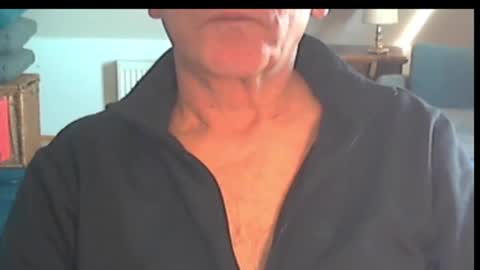 Wuki online show from March 2, 4:03 pm