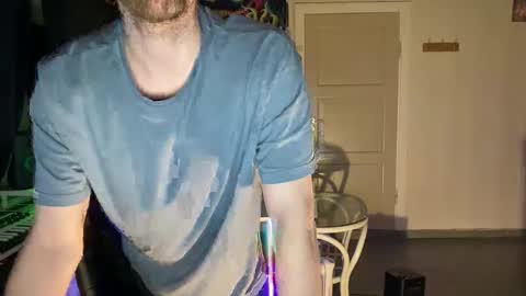 Snapshot of wulffi95 chatting on March 20, 8:35 pm wulffi95 online show from March 20, 8:35 pm