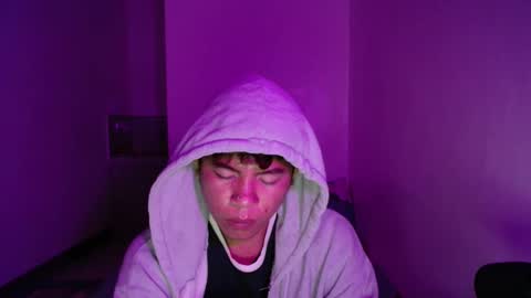 wusexx online show from May 10, 7:19 pm