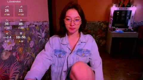 ww_k online show from May 2, 2:49 am