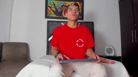 wyatt online show from October 18, 12:06 pm