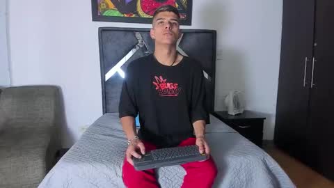 wyatt online show from October 27, 12:20 pm