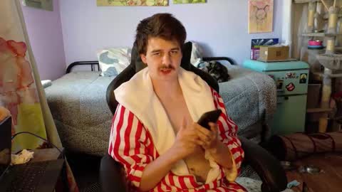 Wyatt online show from November 8, 6:40 pm