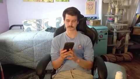 Wyatt online show from November 14, 7:12 pm