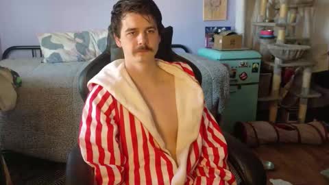 Wyatt online show from November 23, 7:24 pm