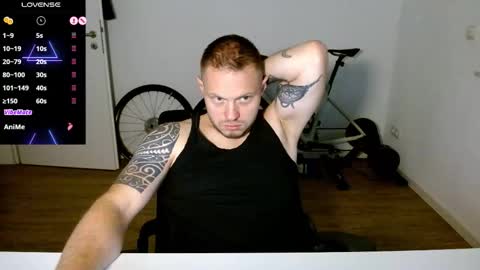 x19marco93x online show from November 23, 6:19 pm