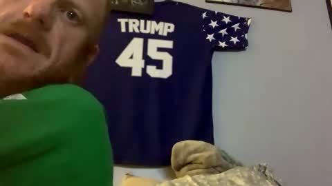 Snapshot of x7i3zuvfcwxym8naezgb chatting on December 21, 9:44 am Whatyouwantbest online show from December 21, 9:44 am