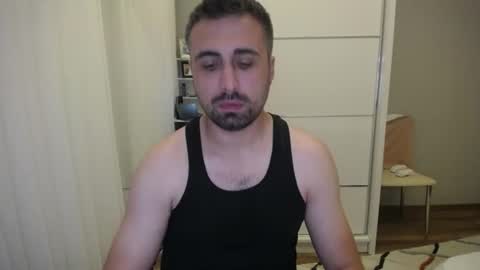 Snapshot of x_____0_____x chatting on June 29, 9:48 pm Mr. Lonely online show from June 29, 9:48 pm