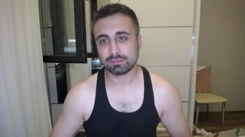 Snapshot of x_____0_____x chatting on July 22, 9:17 pm Mr. Lonely online show from July 22, 9:17 pm