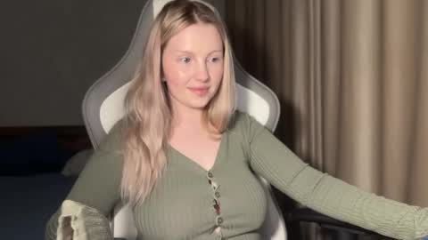 eva online show from November 10, 3:22 pm