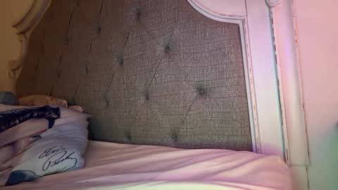 Mariah  online show from October 9, 11:58 pm