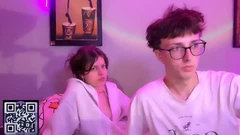 Snapshot of x_files_t chatting on September 17, 5:09 am Philipp and Este online show from September 17, 5:09 am