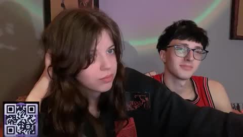 Snapshot of x_files_t chatting on September 23, 10:13 pm Philipp and Este online show from September 23, 10:13 pm