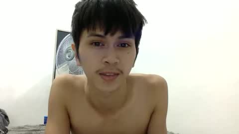 Snapshot of x_kael chatting on December 17, 7:14 am KAEL online show from December 17, 7:14 am