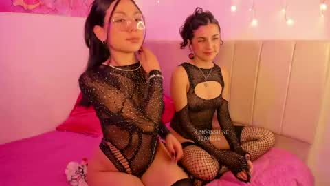     s  s      s   online show from May 1, 4:28 am