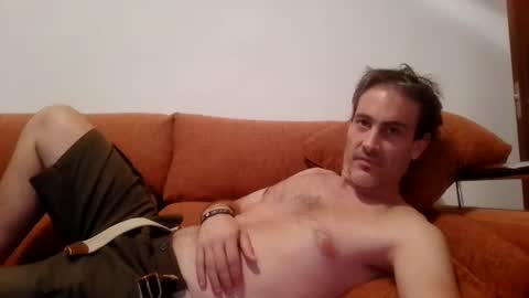 Snapshot of xalegarmax chatting on July 1, 9:14 pm xalegarmax online show from July 1, 9:14 pm
