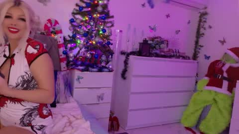 sooo hey im Sperm Mystik from Fuckistan i want you full my all holes bcs i have penis fever online show from December 13, 8:25 pm