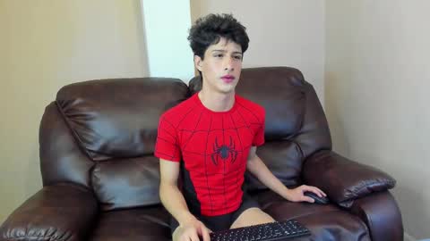 Snapshot of xam_collen chatting on January 13, 5:40 pm xam_collen online show from January 13, 5:40 pm