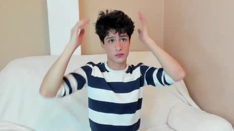 Snapshot of xam_collen chatting on January 18, 5:17 pm xam_collen online show from January 18, 5:17 pm