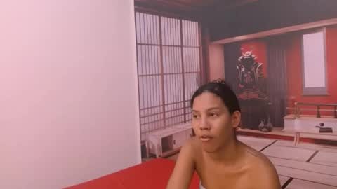 xamaravelour online show from November 20, 7:13 pm