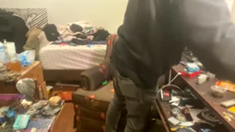 xander0zzz online show from March 2, 6:58 am