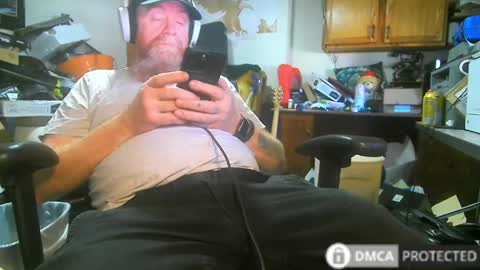 xander71972 online show from May 4, 1:40 pm