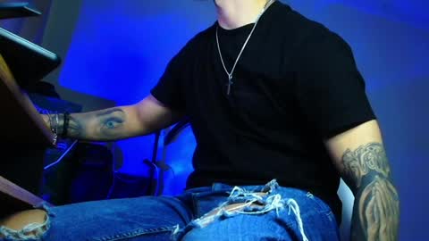 Snapshot of xandercagex chatting on May 5, 6:38 pm XanderCageX online show from May 5, 6:38 pm