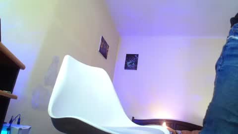 Snapshot of xandercagex chatting on July 21, 3:36 pm XanderCageX online show from July 21, 3:36 pm