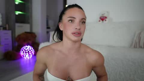 Snapshot of xandrabae chatting on May 6, 10:59 pm Alexandra online show from May 6, 10:59 pm