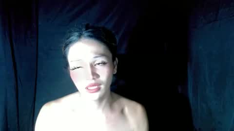 Snapshot of xangel_redx chatting on June 8, 10:04 am ANGEL online show from June 8, 10:04 am
