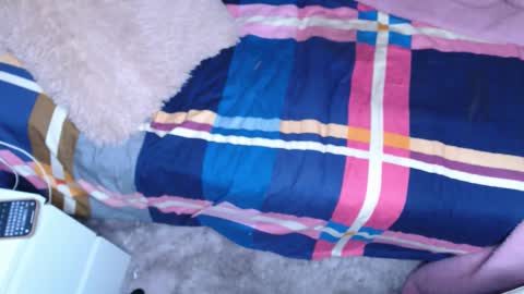       S A R A      100K followers online show from November 20, 6:51 pm