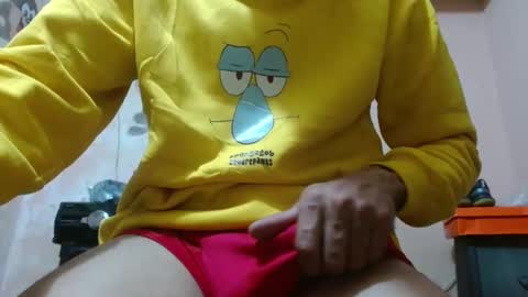 Snapshot of xavicock24 chatting on December 2, 11:45 am xavicock24 online show from December 2, 11:45 am