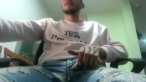 Snapshot of xavicock24 chatting on November 6, 1:06 am xavicock24 online show from November 6, 1:06 am