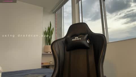 Snapshot of xavier_colleman chatting on May 8, 11:04 am Xavier online show from May 8, 11:04 am