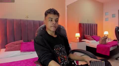 xavier fox   online show from February 22, 2:15 pm