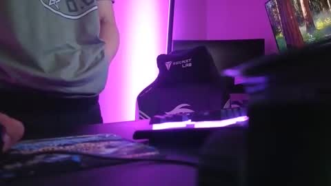 Snapshot of xburst chatting on December 17, 5:13 am xburst online show from December 17, 5:13 am